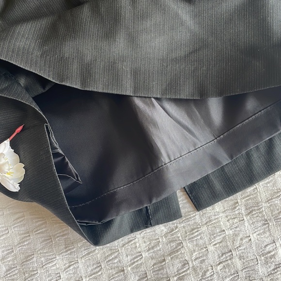 Pin striped Office skirt - knee length - Picture 9 of 9